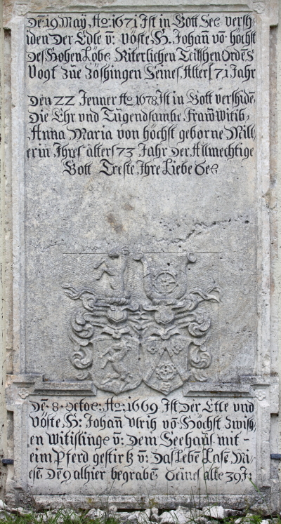 Grabplatte der Familie von Höchst